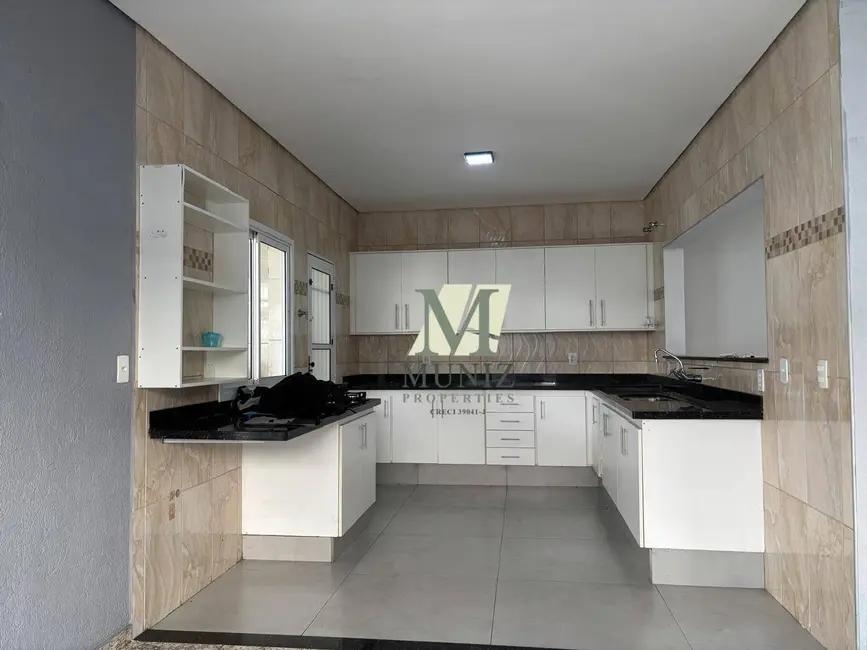 Foto 9 de Casa de Condomínio com 3 quartos à venda e para alugar, 300m2 em Parque Brasil 500, Paulinia - SP