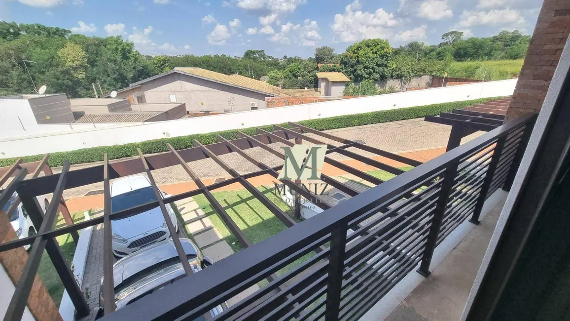 Casa de Condomínio com 3 quartos para alugar, 150m2 em Nova Veneza, Paulinia - SP - imagem 3 Foto 3 de Casa de Condomínio com 3 quartos para alugar, 150m2 em Nova Veneza, Paulinia - SP