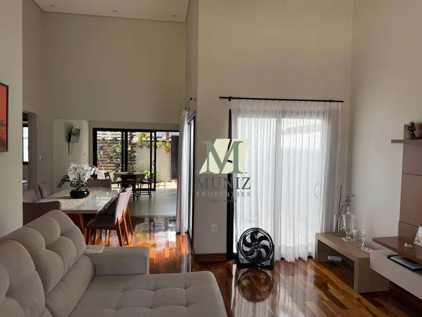 Foto 2 de Casa de Condomínio com 2 quartos à venda, 250m2 em Parque Brasil 500, Paulinia - SP