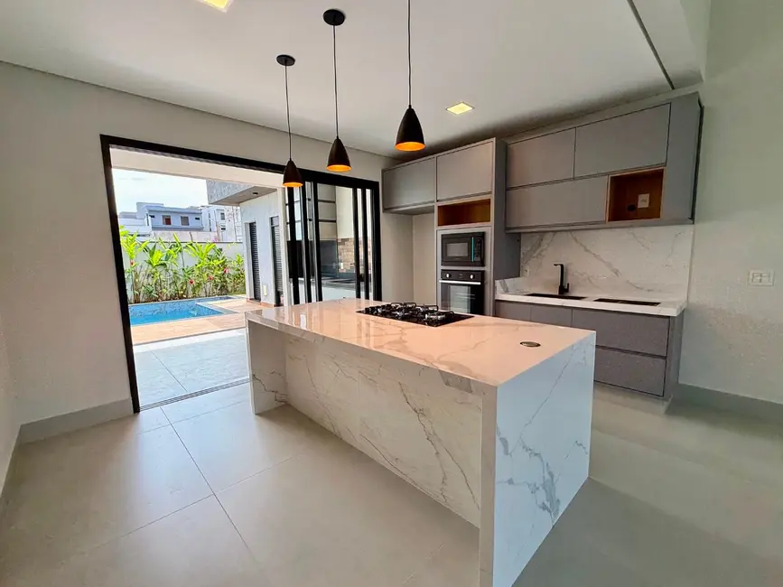 Casa de Condomínio com 3 quartos à venda, 300m2 em Parque Brasil 500, Paulinia - SP - imagem 3 Foto 3 de Casa de Condomínio com 3 quartos à venda, 300m2 em Parque Brasil 500, Paulinia - SP