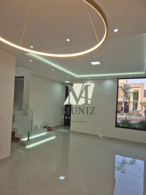 Foto 1 de Casa de Condomínio com 3 quartos à venda, 200m2 em Vila Monte Alegre, Paulinia - SP