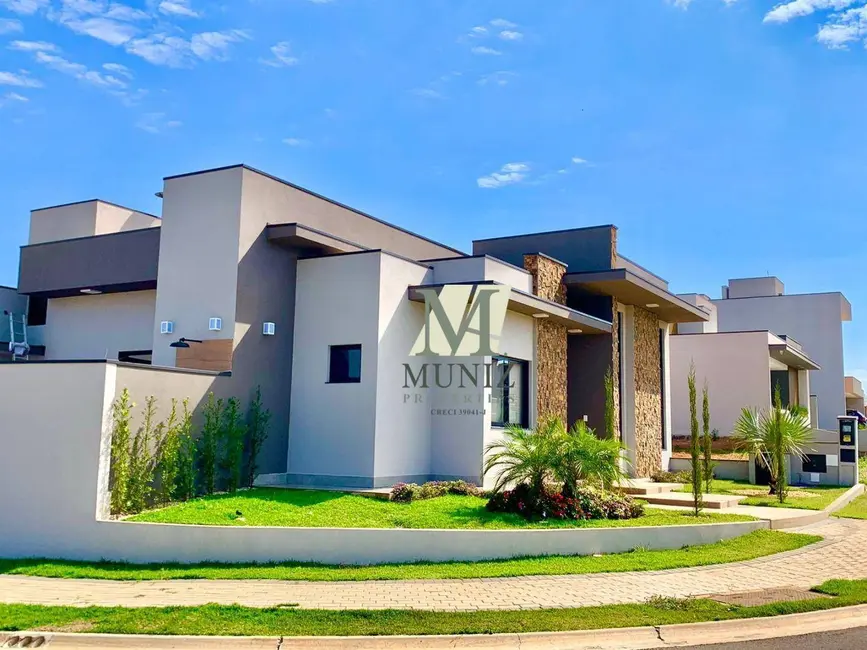 Casa de Condomínio com 3 quartos à venda, 384m2 em Jardim Ypê, Paulinia - SP - imagem 5 Foto 5 de Casa de Condomínio com 3 quartos à venda, 384m2 em Jardim Ypê, Paulinia - SP
