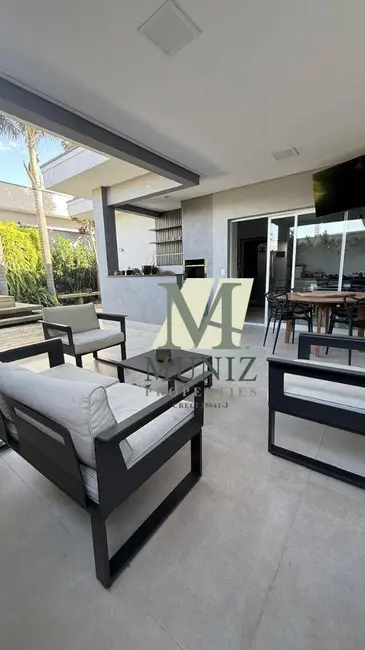 Casa de Condomínio com 3 quartos para alugar, 400m2 em Paulinia - SP - imagem 3 Foto 3 de Casa de Condomínio com 3 quartos para alugar, 400m2 em Paulinia - SP