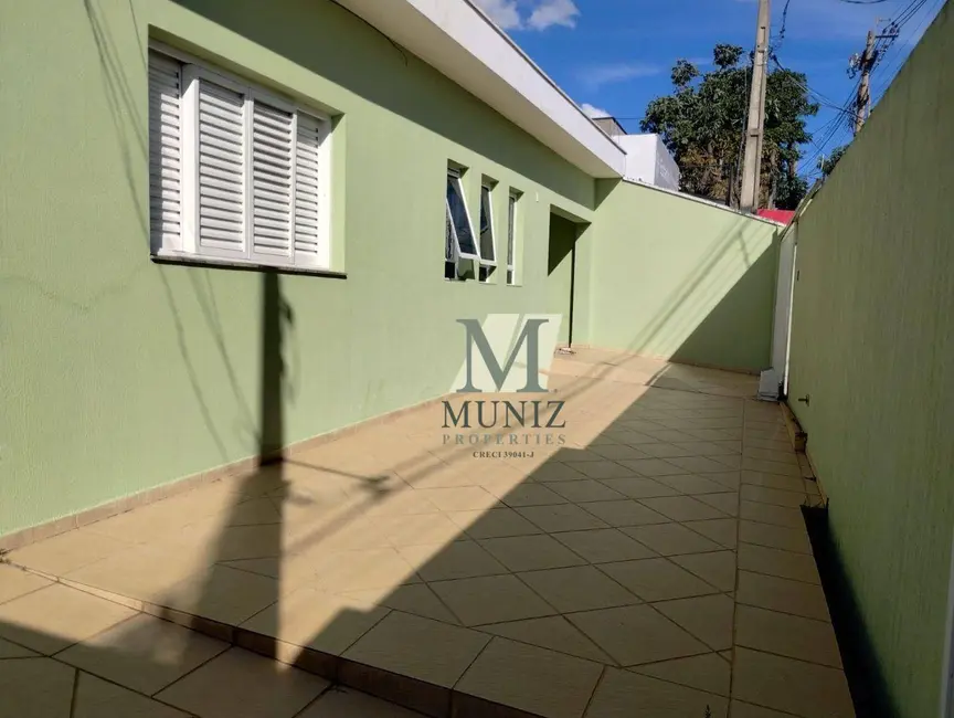 Foto 1 de Casa com 5 quartos à venda e para alugar, 849m2 em Santa Cecília, Paulinia - SP