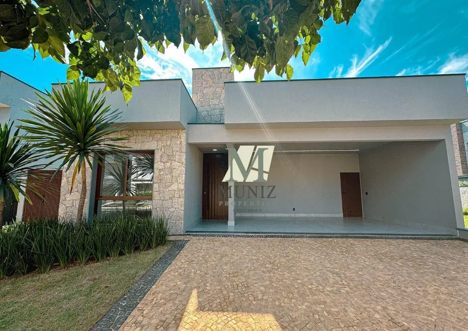 Casa de Condomínio com 3 quartos à venda, 364m2 em Jardim América, Paulinia - SP - imagem 1 Foto 1 de Casa de Condomínio com 3 quartos à venda, 364m2 em Jardim América, Paulinia - SP