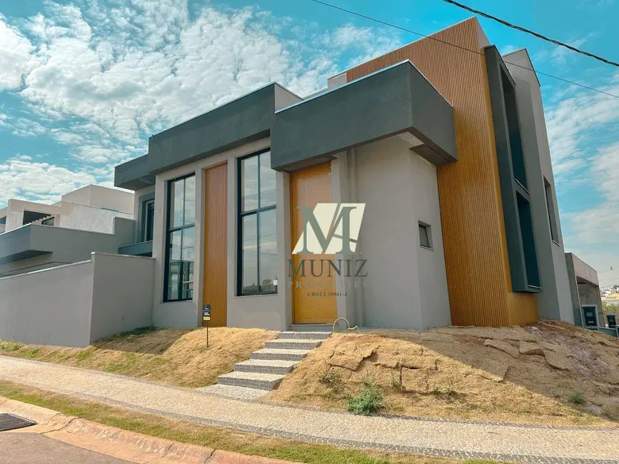 Casa de Condomínio com 3 quartos à venda, 300m2 em Parque Brasil 500, Paulinia - SP - imagem 1 Foto 1 de Casa de Condomínio com 3 quartos à venda, 300m2 em Parque Brasil 500, Paulinia - SP