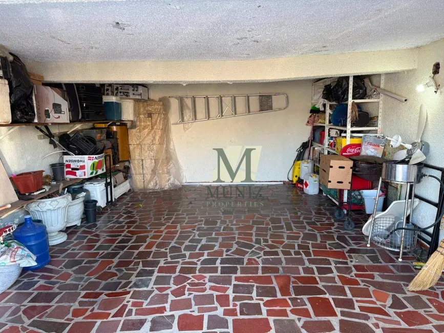 Foto 6 de Casa com 4 quartos à venda, 250m2 em Paulinia - SP