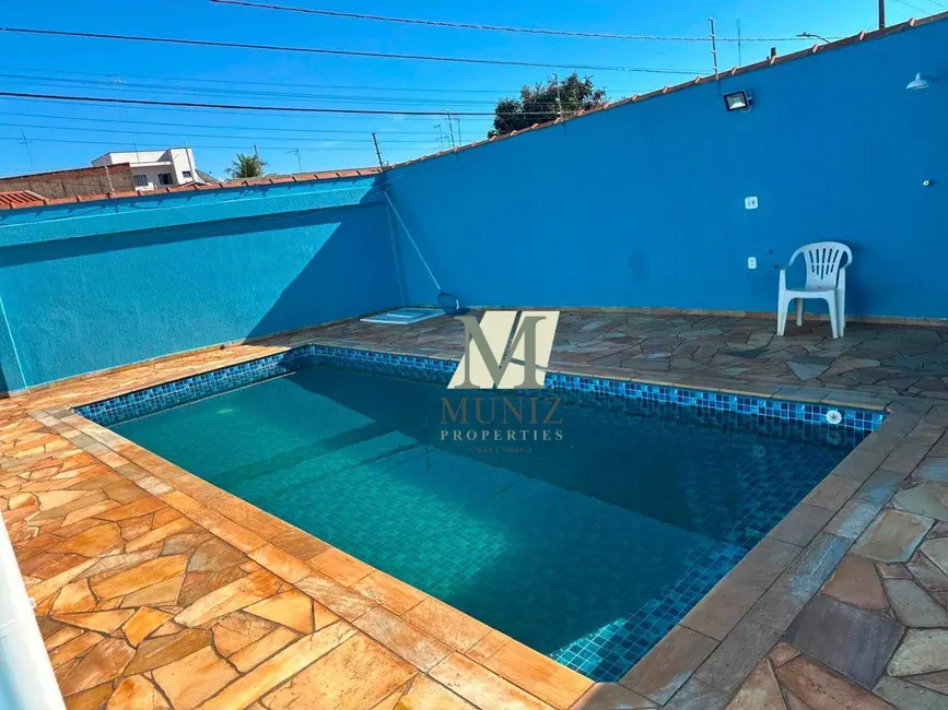 Casa com 3 quartos à venda, 284m2 em Jardim Fortaleza, Paulinia - SP - imagem 4 Foto 4 de Casa com 3 quartos à venda, 284m2 em Jardim Fortaleza, Paulinia - SP