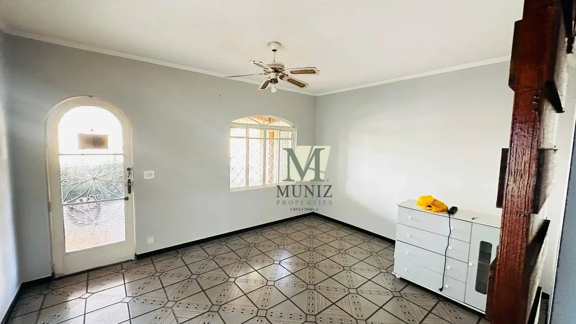 Foto 3 de Casa com 3 quartos à venda, 284m2 em Jardim Fortaleza, Paulinia - SP