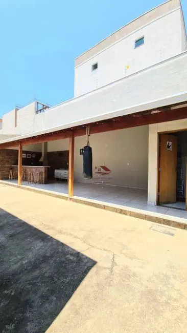 Casa com 2 quartos à venda, 300m2 em Pouso Alegre - MG - imagem 6 Foto 6 de Casa com 2 quartos à venda, 300m2 em Pouso Alegre - MG