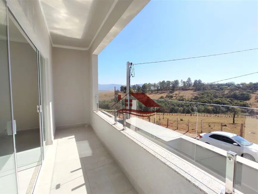 Foto 1 de Casa com 3 quartos à venda, 150m2 em Cidade Vergani, Pouso Alegre - MG