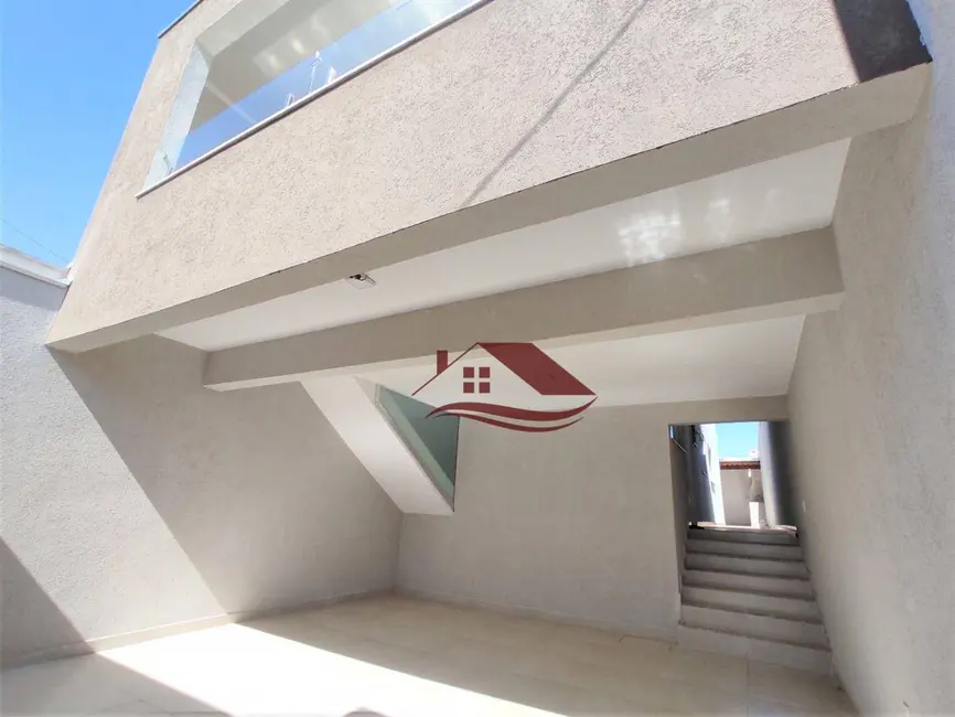 Foto 2 de Casa com 3 quartos à venda, 150m2 em Cidade Vergani, Pouso Alegre - MG