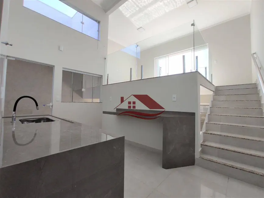 Foto 6 de Casa com 3 quartos à venda, 150m2 em Cidade Vergani, Pouso Alegre - MG