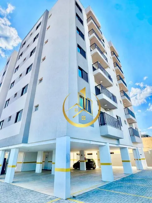 Foto 2 de Apartamento com 3 quartos à venda, 93m2 em São Carlos, Pouso Alegre - MG