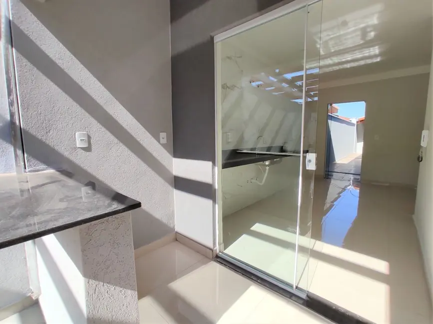 Foto 5 de Casa com 3 quartos à venda, 150m2 em Cidade Vergani, Pouso Alegre - MG