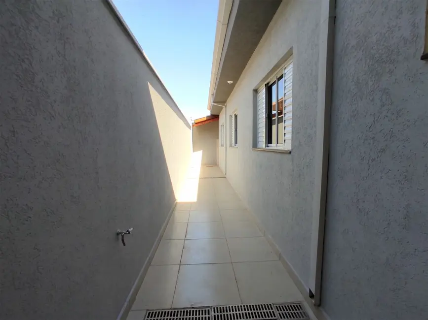 Foto 6 de Casa com 3 quartos à venda, 150m2 em Cidade Vergani, Pouso Alegre - MG