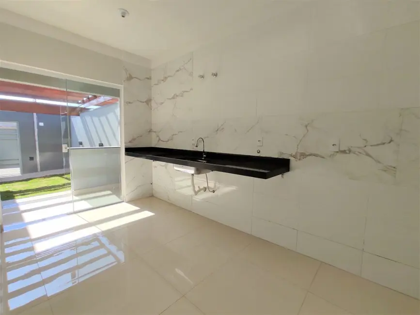 Foto 4 de Casa com 3 quartos à venda, 150m2 em Cidade Vergani, Pouso Alegre - MG