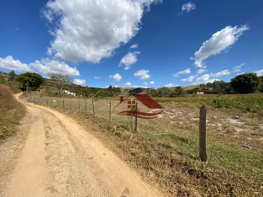Foto 1 de Chácara à venda, 2800m2 em Pouso Alegre - MG