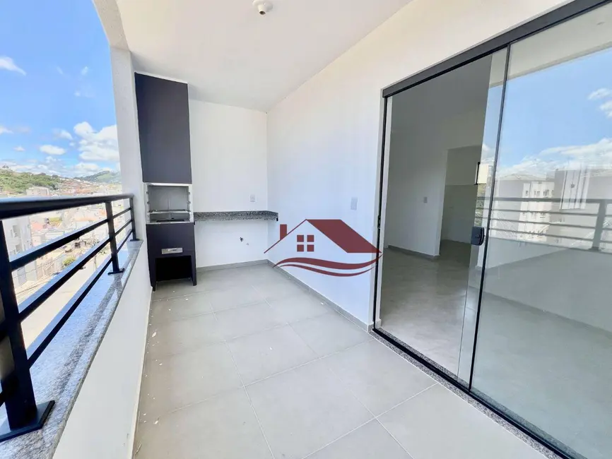 Foto 2 de Apartamento com 3 quartos à venda, 90m2 em Pouso Alegre - MG