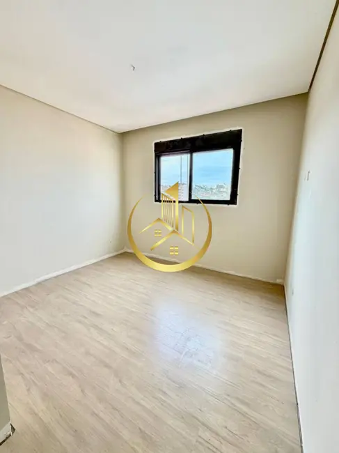 Apartamento com 3 quartos à venda, 140m2 em Centro, Pouso Alegre - MG - imagem 9 Foto 9 de Apartamento com 3 quartos à venda, 140m2 em Centro, Pouso Alegre - MG