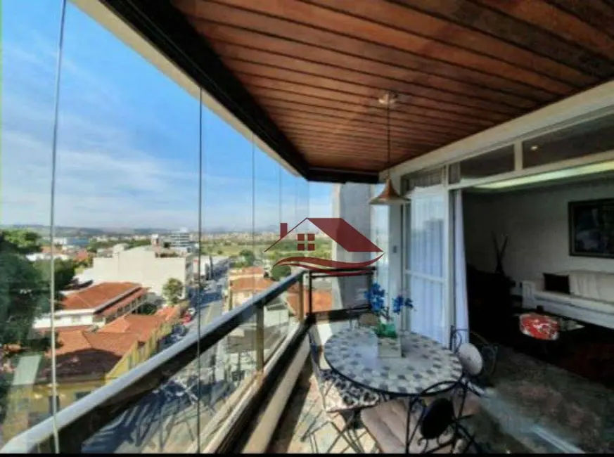 Foto 2 de Apartamento com 3 quartos à venda, 150m2 em Centro, Pouso Alegre - MG