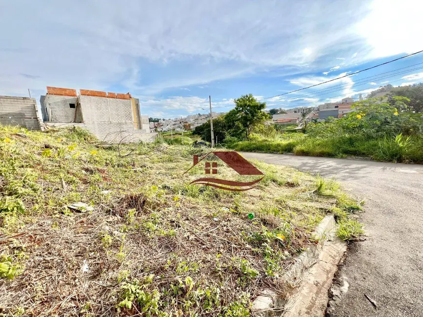 Foto 2 de Terreno / Lote à venda, 267m2 em Parque Real, Pouso Alegre - MG