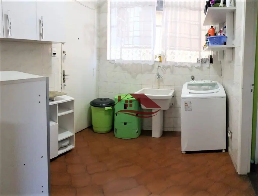 Apartamento com 3 quartos à venda, 143m2 em Centro, Pouso Alegre - MG - imagem 5 Foto 5 de Apartamento com 3 quartos à venda, 143m2 em Centro, Pouso Alegre - MG