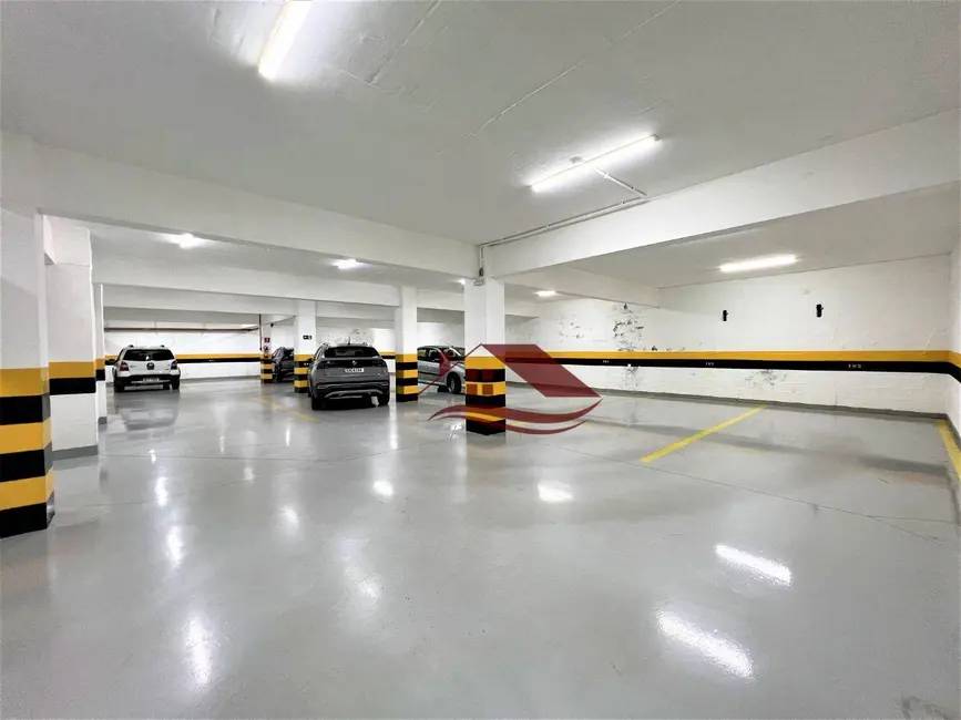 Foto 6 de Apartamento com 3 quartos à venda, 135m2 em Santa Dorotéia, Pouso Alegre - MG