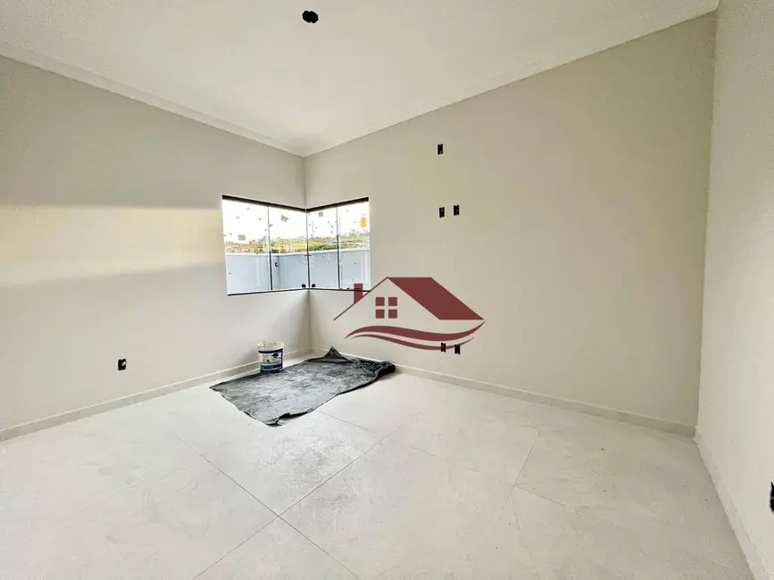 Casa com 3 quartos à venda, 200m2 em Pouso Alegre - MG - imagem 9 Foto 9 de Casa com 3 quartos à venda, 200m2 em Pouso Alegre - MG