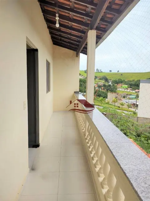 Foto 3 de Casa com 3 quartos à venda, 200m2 em Bela Itália, Pouso Alegre - MG