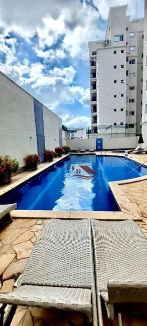 Foto 2 de Apartamento com 3 quartos à venda, 85m2 em Centro, Pouso Alegre - MG