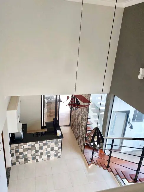 Foto 4 de Casa com 4 quartos à venda, 300m2 em Pouso Alegre - MG