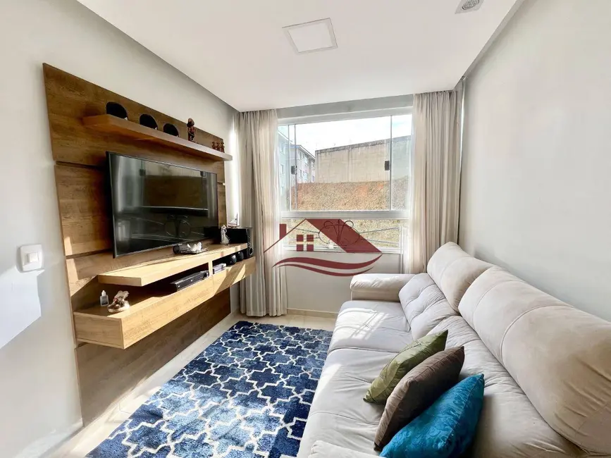 Foto 3 de Apartamento com 2 quartos à venda, 50m2 em Belo Horizonte, Pouso Alegre - MG