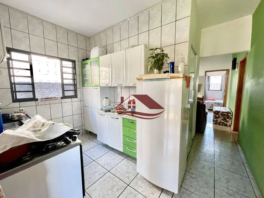 Foto 8 de Casa com 3 quartos à venda, 200m2 em Cidade Jardim, Pouso Alegre - MG