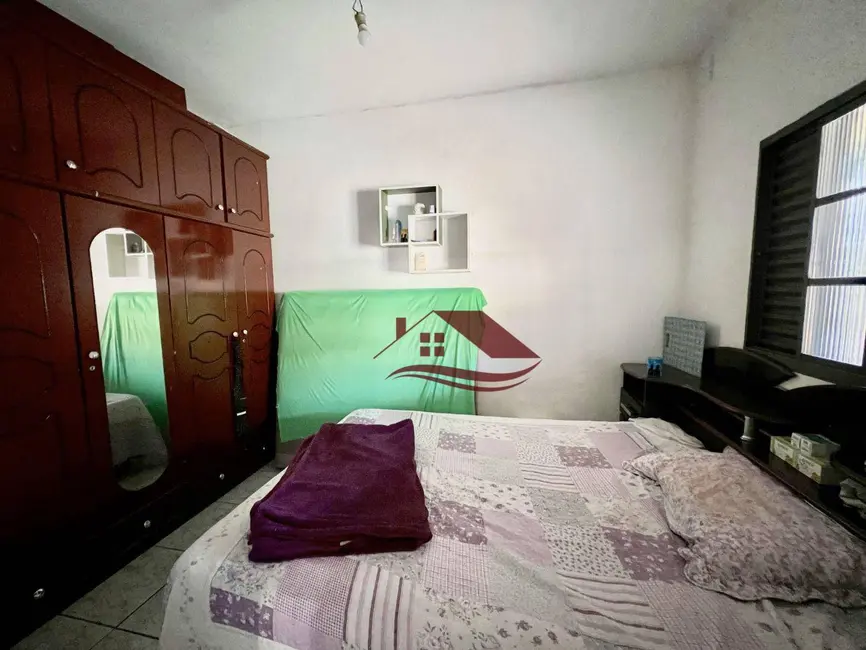 Foto 9 de Casa com 3 quartos à venda, 200m2 em Cidade Jardim, Pouso Alegre - MG