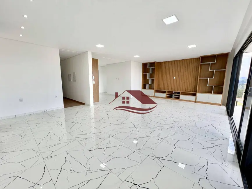 Foto 6 de Casa com 3 quartos à venda, 410m2 em Alto Ibirá, Pouso Alegre - MG