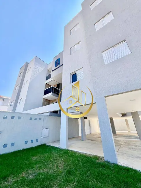 Foto 2 de Apartamento com 2 quartos à venda, 55m2 em Pouso Alegre - MG