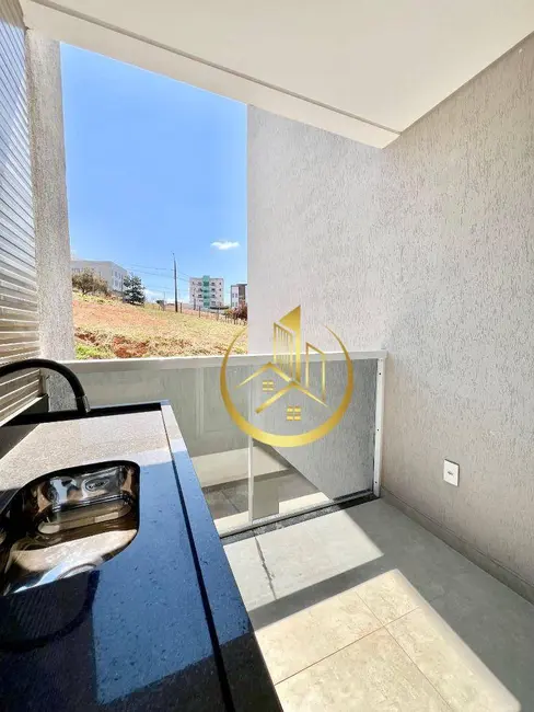 Foto 4 de Apartamento com 2 quartos à venda, 55m2 em Pouso Alegre - MG