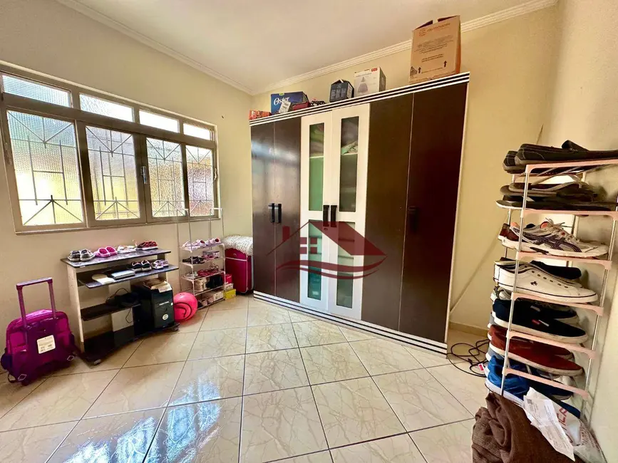 Foto 8 de Casa com 3 quartos à venda, 145m2 em Saúde, Pouso Alegre - MG