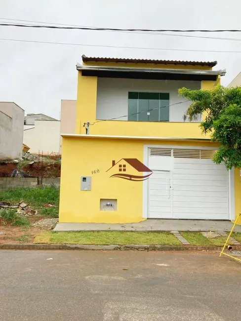 Foto 1 de Casa com 3 quartos à venda, 153m2 em Parque Real, Pouso Alegre - MG