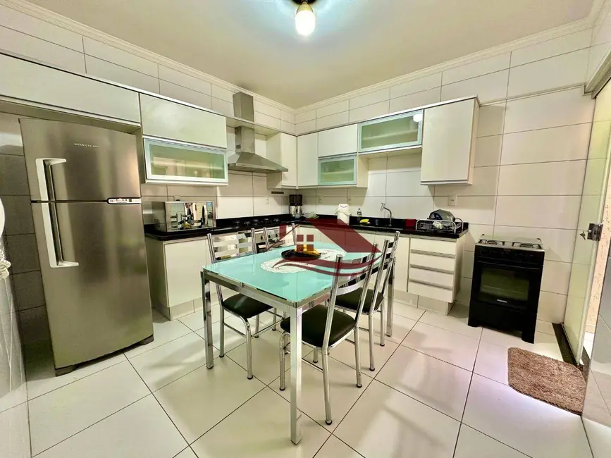 Foto 4 de Apartamento com 2 quartos à venda, 116m2 em Dindinha, Pouso Alegre - MG