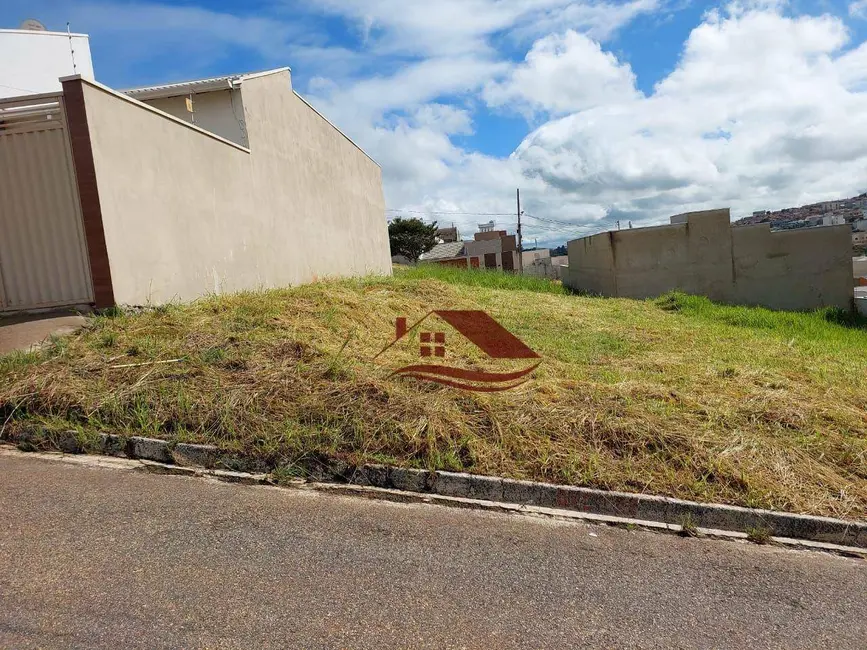 Foto 1 de Terreno / Lote à venda, 200m2 em Parque Real, Pouso Alegre - MG