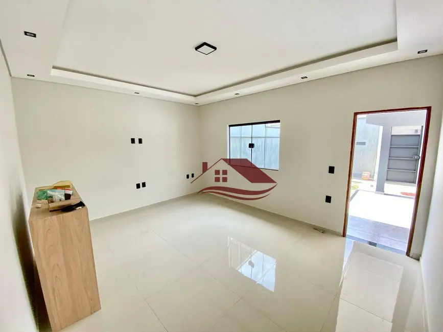 Foto 2 de Casa com 3 quartos à venda, 200m2 em Parque Real, Pouso Alegre - MG