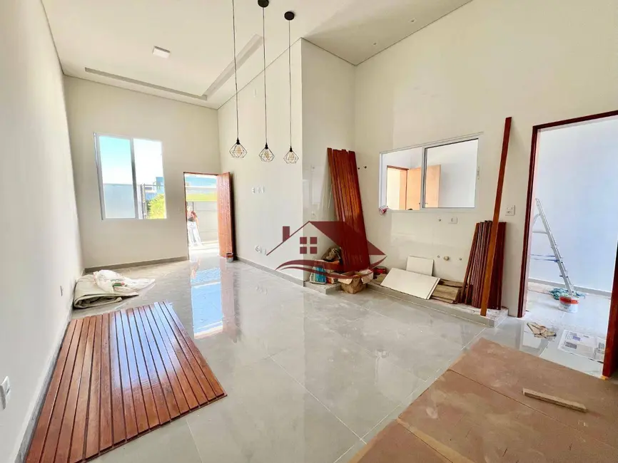 Foto 2 de Casa com 3 quartos à venda, 150m2 em Pouso Alegre - MG