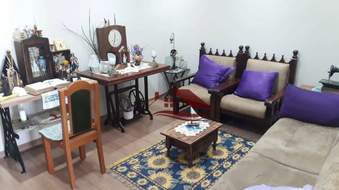 Casa com 4 quartos à venda, 300m2 em Jardim Floresta, Pouso Alegre - MG - imagem 9 Foto 9 de Casa com 4 quartos à venda, 300m2 em Jardim Floresta, Pouso Alegre - MG