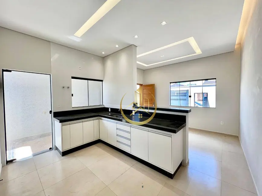 Foto 3 de Casa com 3 quartos à venda, 150m2 em Cidade Vergani, Pouso Alegre - MG