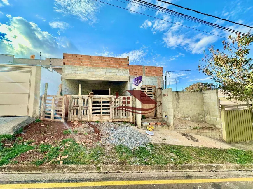 Foto 1 de Casa com 2 quartos à venda, 200m2 em Parque Real, Pouso Alegre - MG