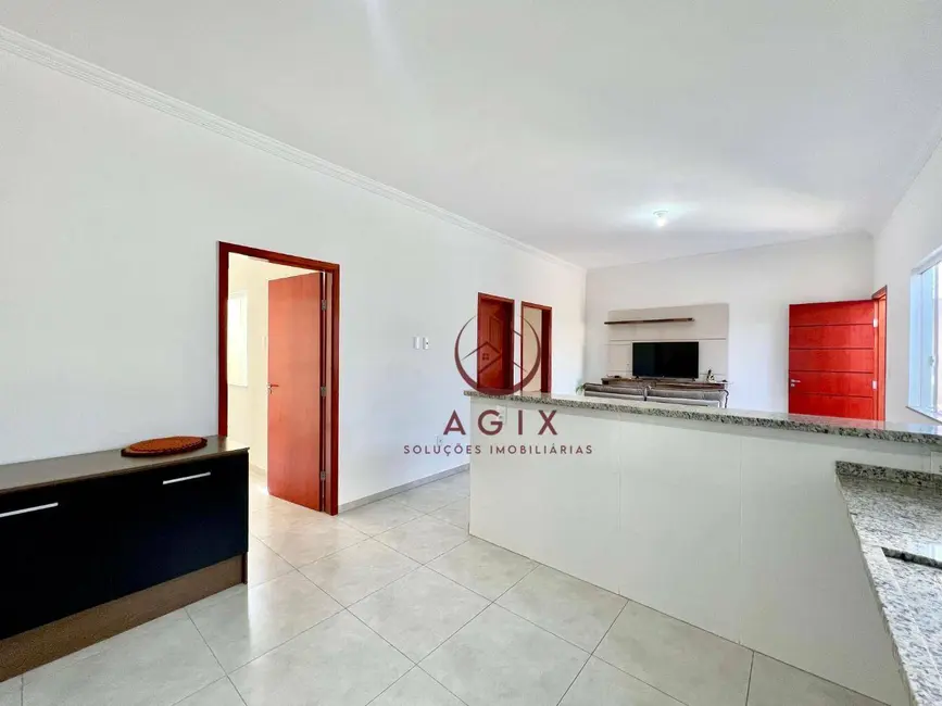 Foto 3 de Casa com 2 quartos à venda, 100m2 em Santo Expedito, Pouso Alegre - MG