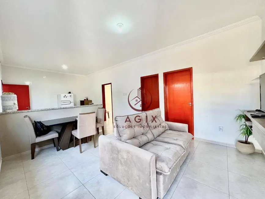 Foto 2 de Casa com 2 quartos à venda, 100m2 em Santo Expedito, Pouso Alegre - MG