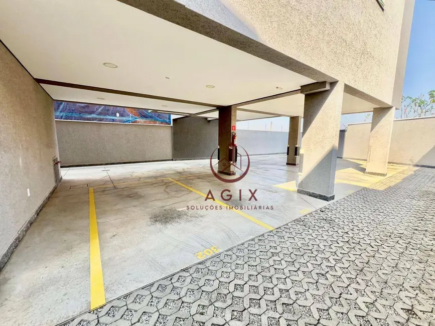 Foto 2 de Apartamento com 3 quartos à venda, 90m2 em Pouso Alegre - MG